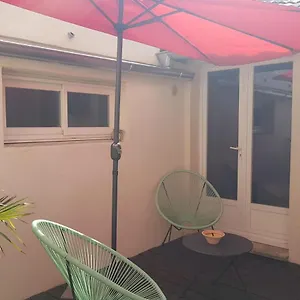  Appartement In The Heart Of Isle Sur La Sorgue With Private Terrace